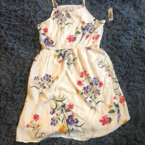 Cute Old Navy dress.